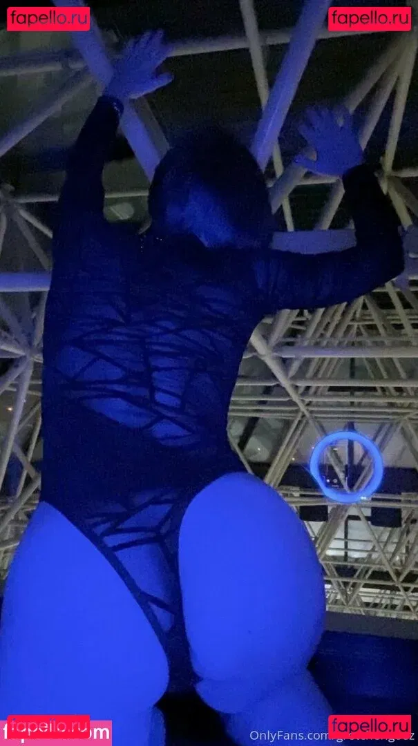 gretchengoez Onlyfans Photo Gallery 