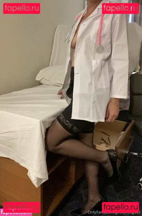 gretchengoez Onlyfans Photo Gallery 