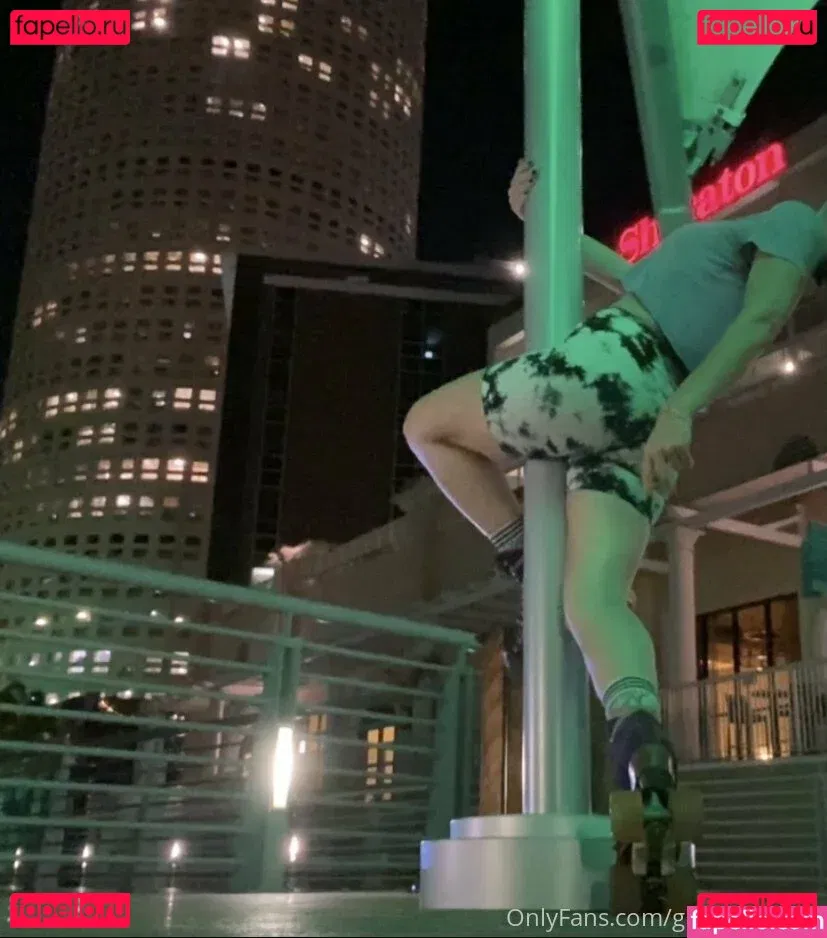 gretchengoez Onlyfans Photo Gallery 