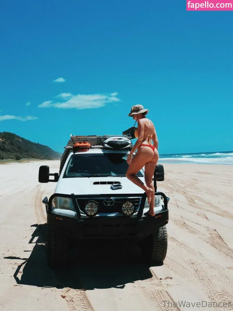 thewavedancer Onlyfans Photo Gallery 