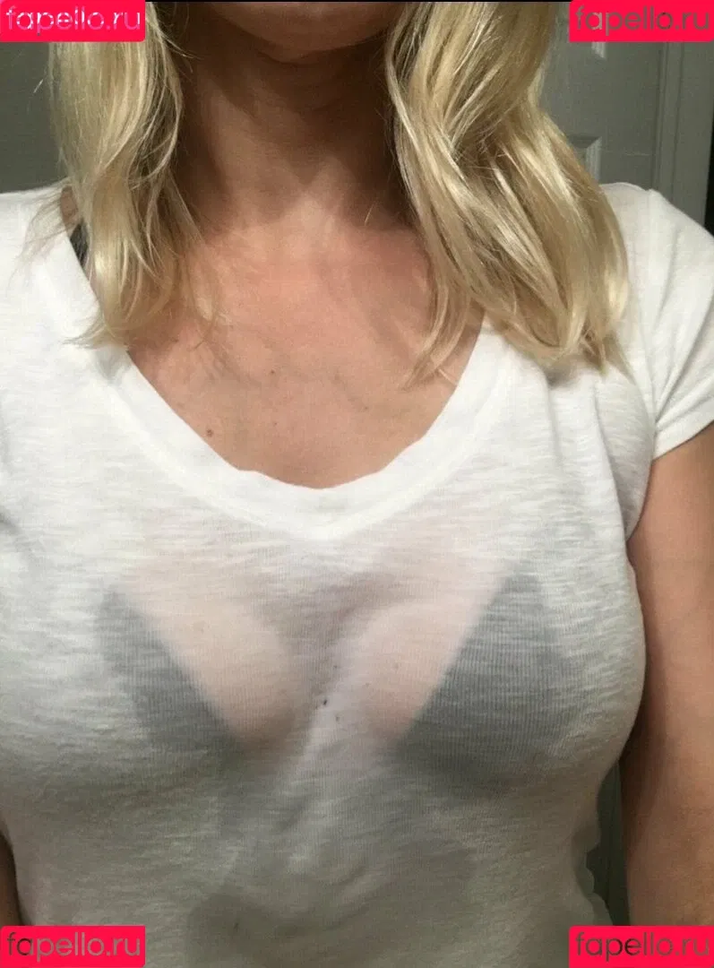 Teasing Teacher Onlyfans Photo Gallery 