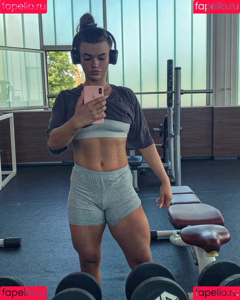 Sarah Slavo Onlyfans Photo Gallery 