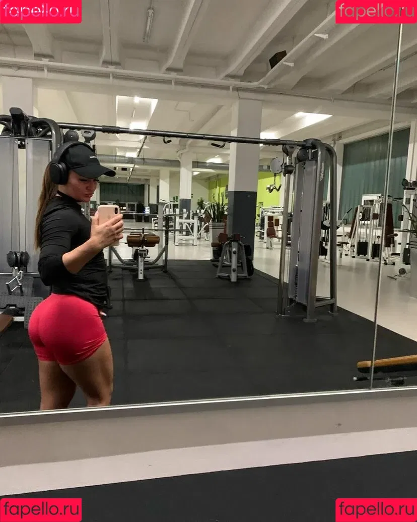 Sarah Slavo Onlyfans Photo Gallery 