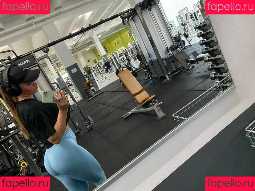 Sarah Slavo Onlyfans Photo Gallery 