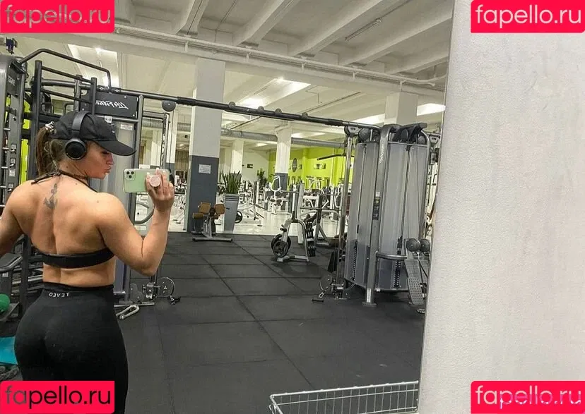 Sarah Slavo Onlyfans Photo Gallery 