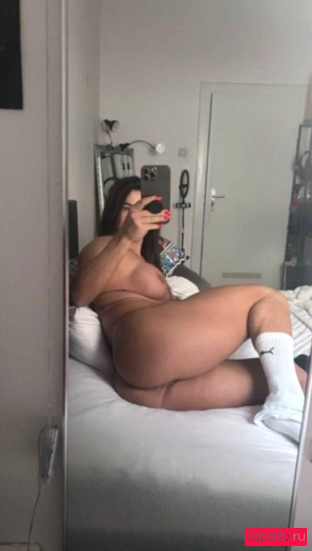 Sarah Slavo Nude Onlyfans Photo 24