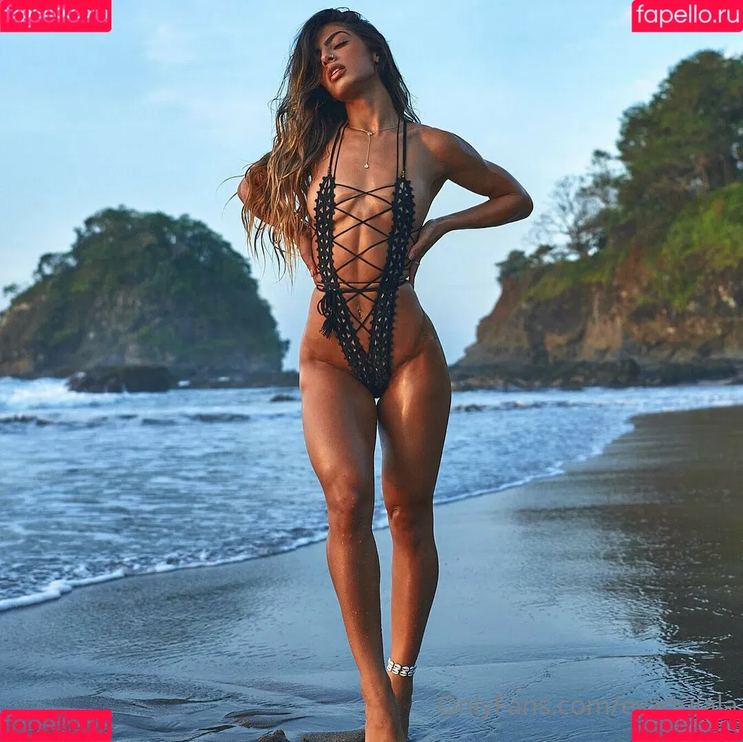 Eva Quiala Onlyfans Photo Gallery 