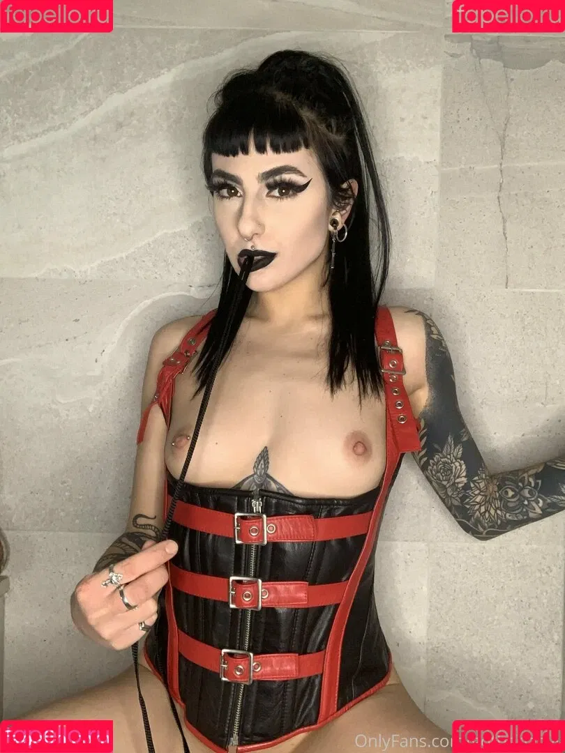 gothhbabyy Onlyfans Photo Gallery 