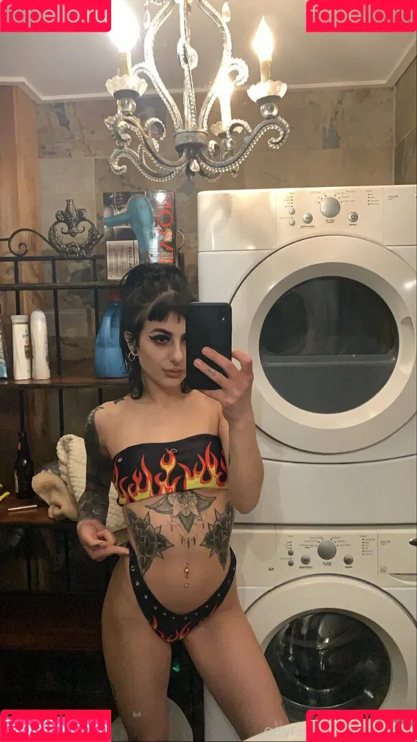 gothhbabyy Onlyfans Photo Gallery 