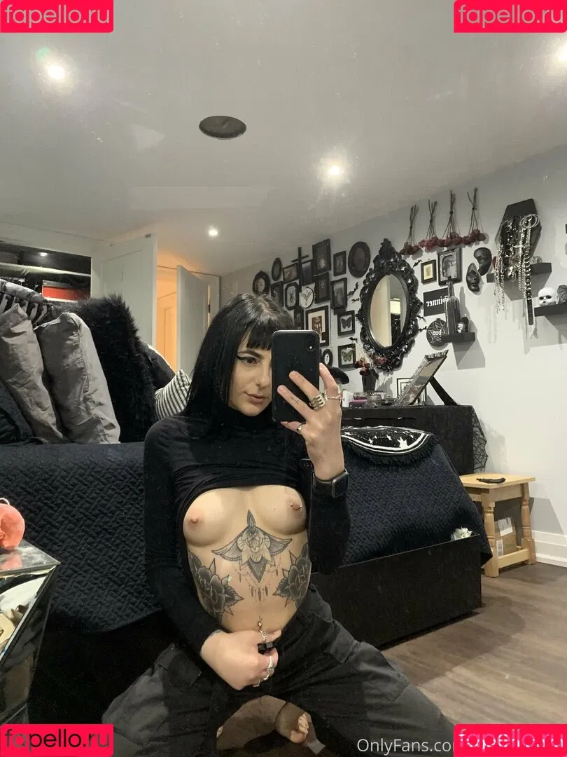 gothhbabyy Onlyfans Photo Gallery 