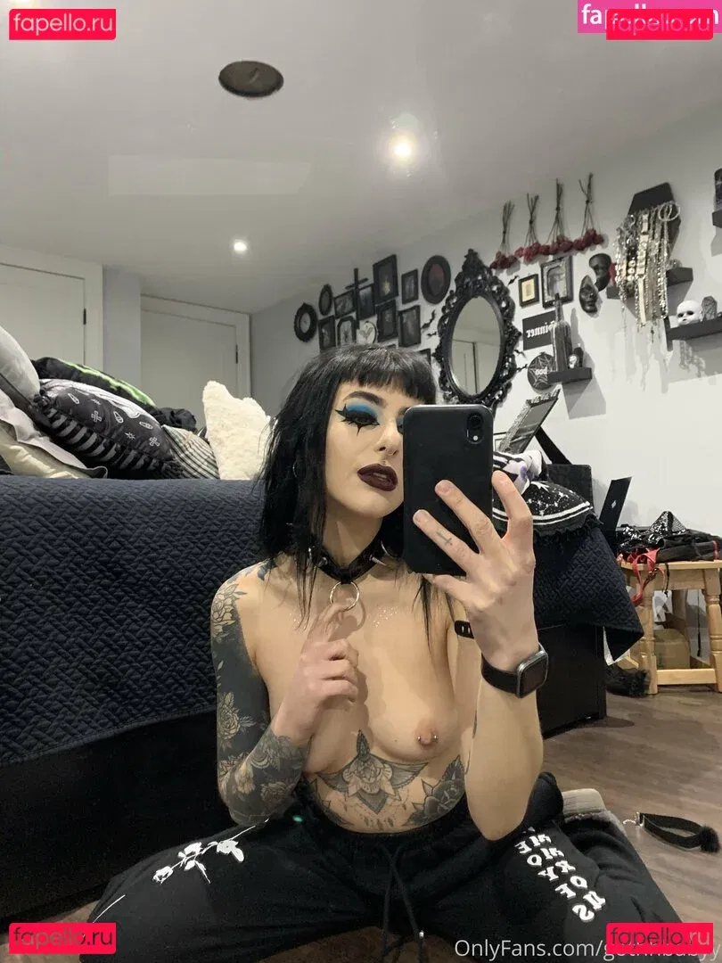 gothhbabyy Onlyfans Photo Gallery 