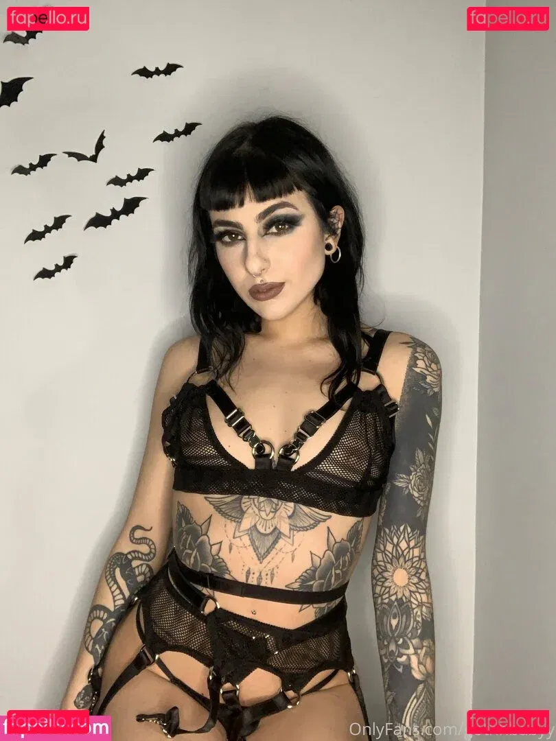 gothhbabyy Onlyfans Photo Gallery 