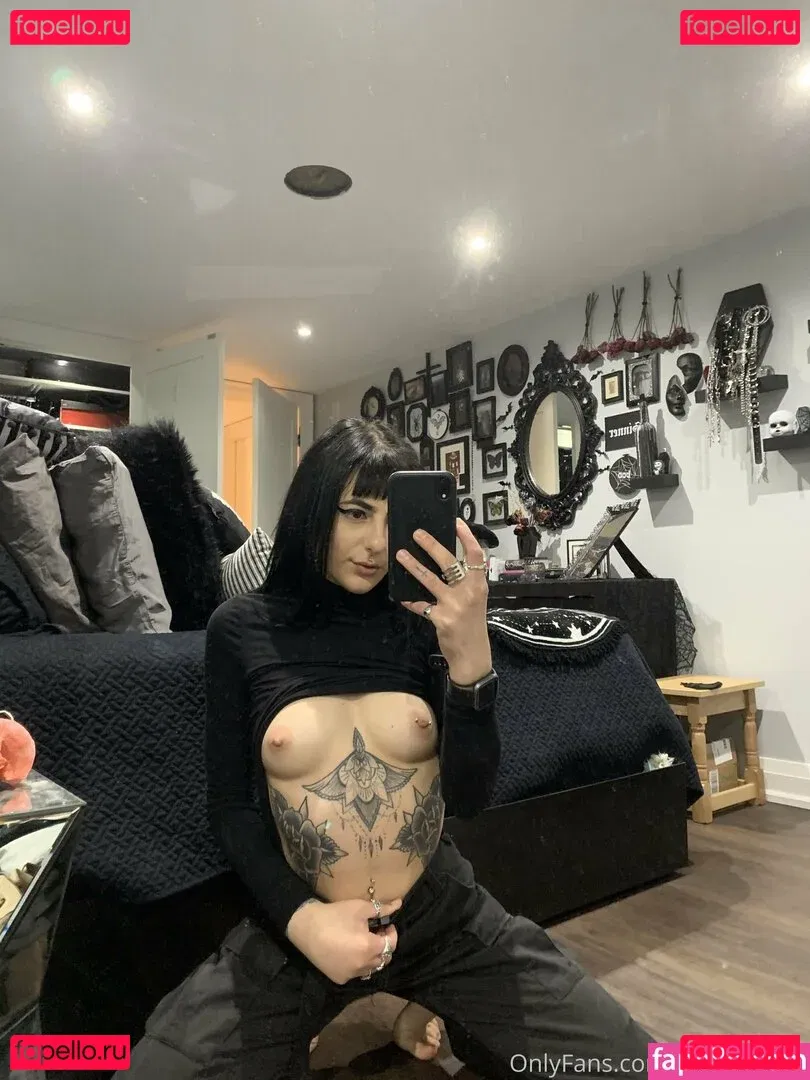gothhbabyy Onlyfans Photo Gallery 
