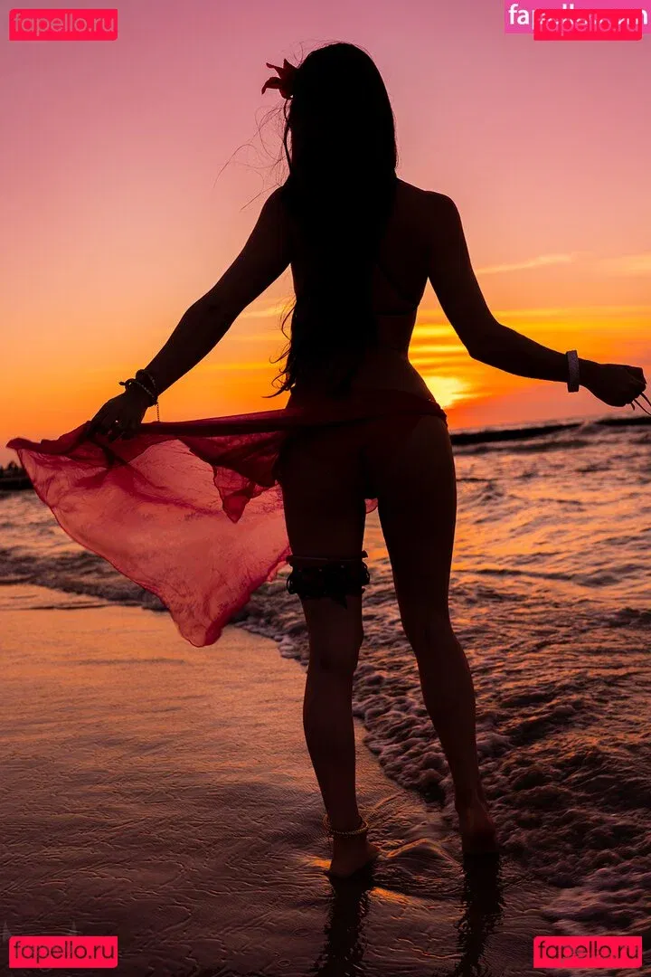 Yukeshiro Onlyfans Photo Gallery 