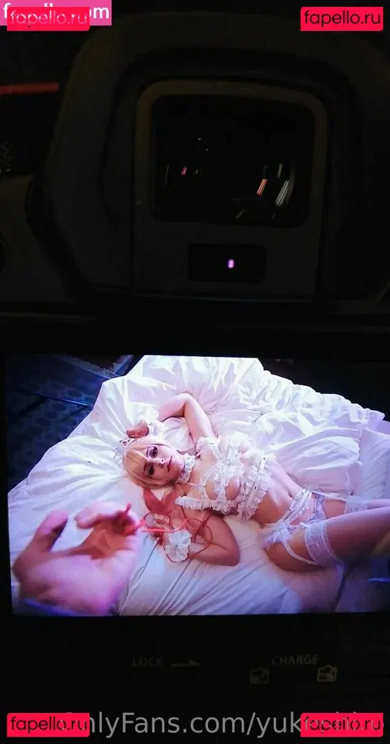 Yukeshiro Onlyfans Photo Gallery 