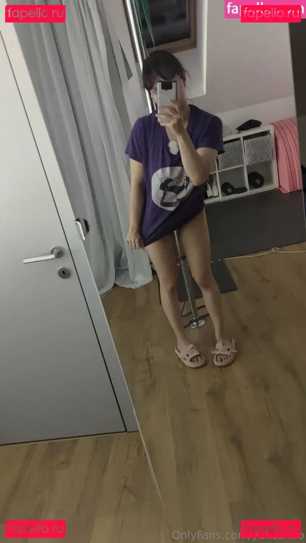 Yukeshiro Onlyfans Photo Gallery 