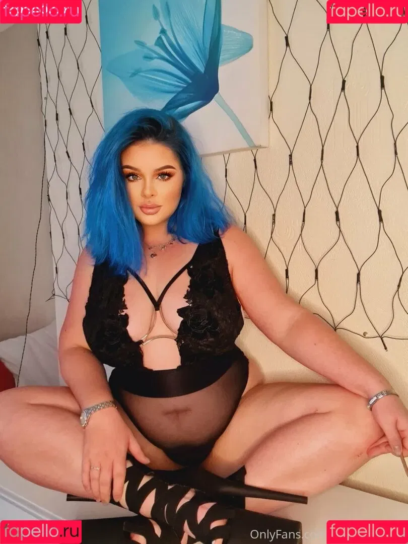 beckybeeofficial Onlyfans Photo Gallery 