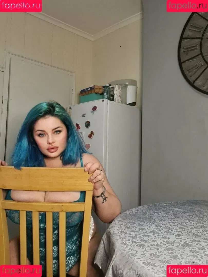 beckybeeofficial Onlyfans Photo Gallery 