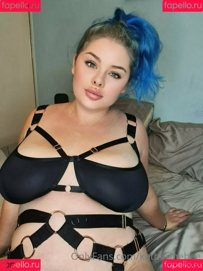 beckybeeofficial Onlyfans Photo Gallery 