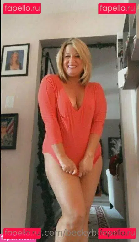beckybeeofficial Onlyfans Photo Gallery 