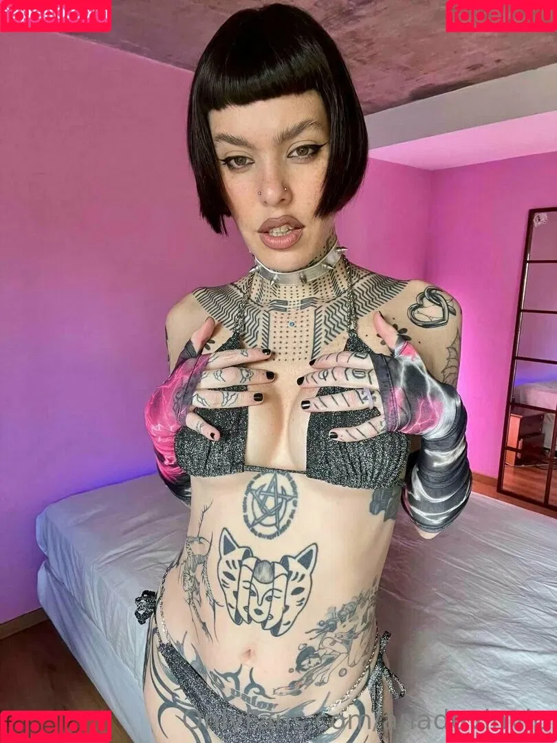 anadevinvip Onlyfans Photo Gallery 