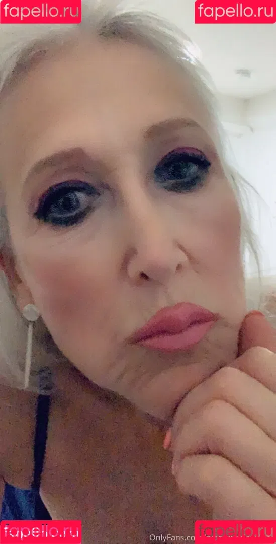 hannahandsuzie Onlyfans Photo Gallery 