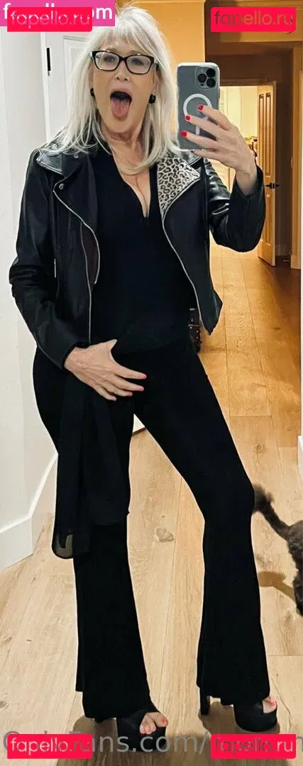 hannahandsuzie Onlyfans Photo Gallery 