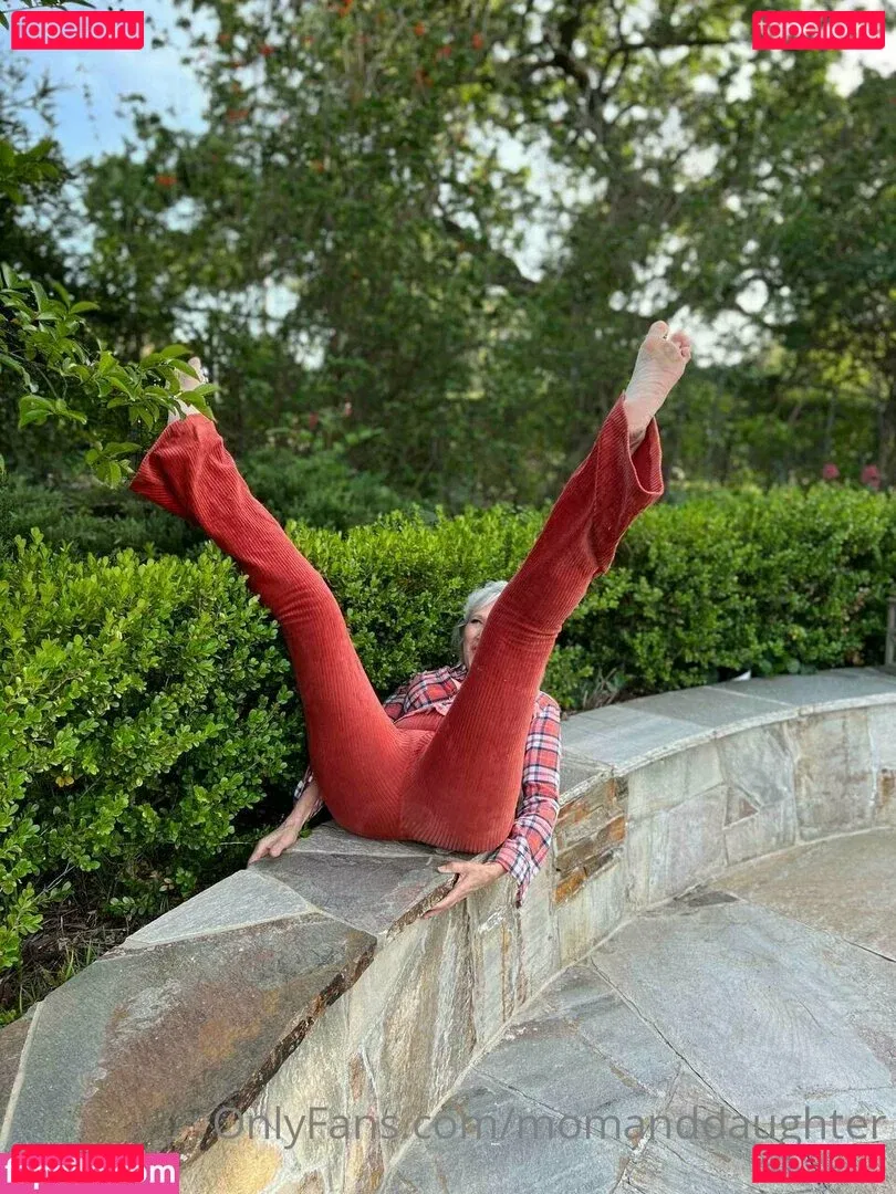 hannahandsuzie Onlyfans Photo Gallery 