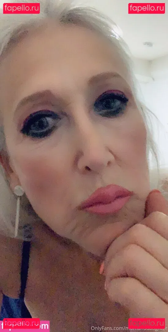 hannahandsuzie Onlyfans Photo Gallery 