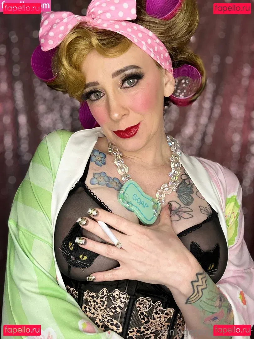 Onlygettingbrighter Onlyfans Photo Gallery 