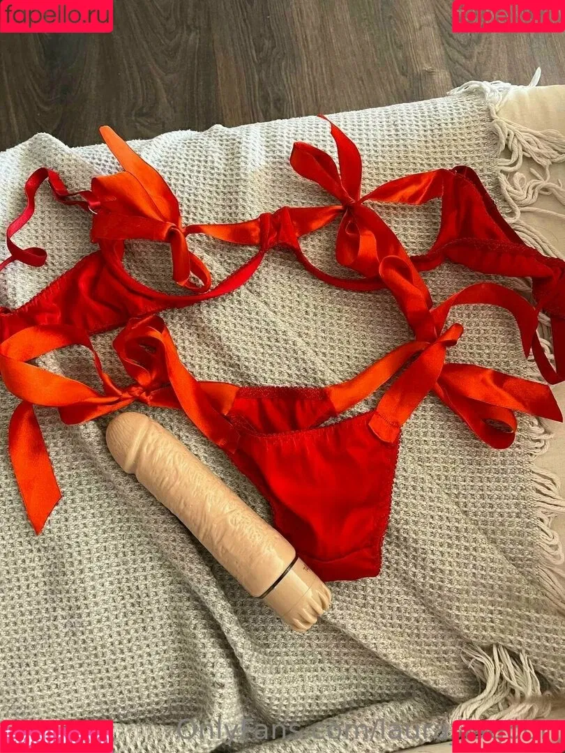 laura_lagoon Onlyfans Photo Gallery 