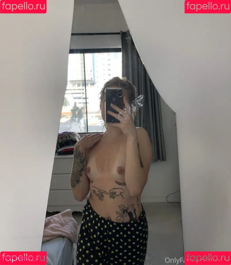 Tonha Koepp Onlyfans Photo Gallery 