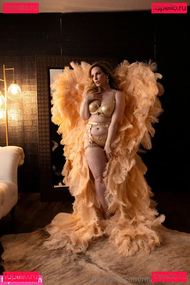 Stephy Miss Curvy Onlyfans Photo Gallery 