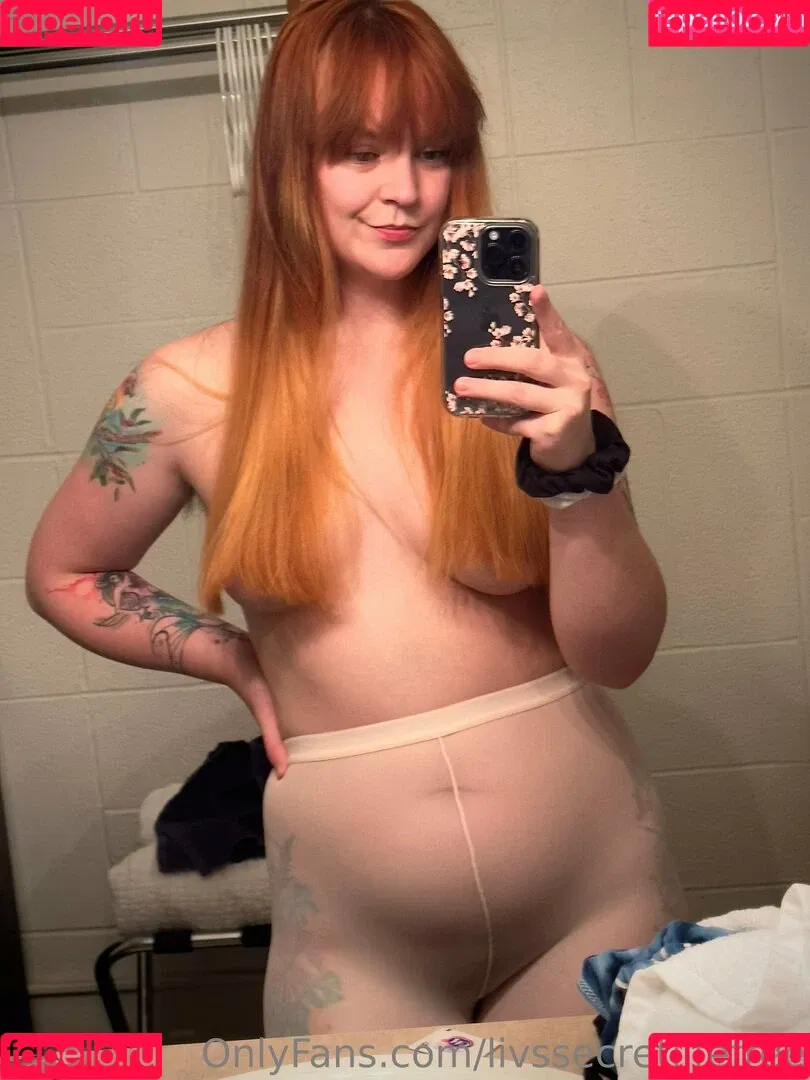 LivsSecretLife Onlyfans Photo Gallery 