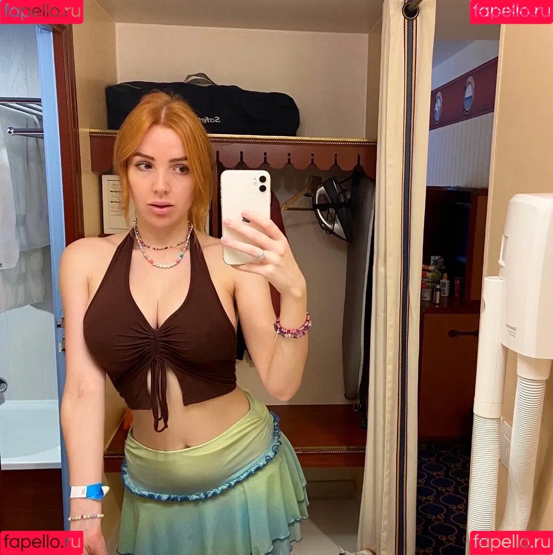 Scarlett Jones Onlyfans Photo Gallery 