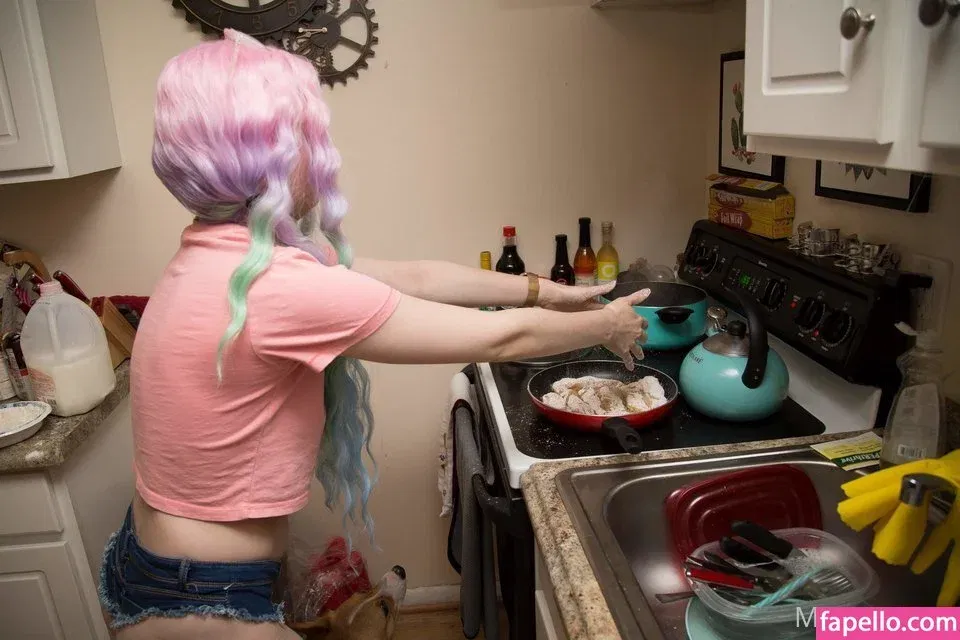 MerryMissXXXmas Onlyfans Photo Gallery 