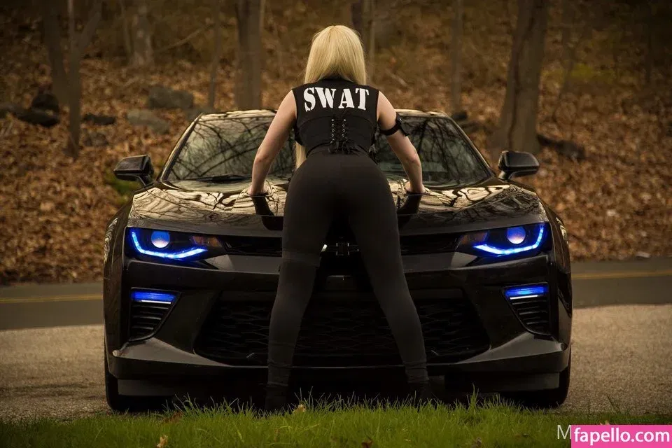 MerryMissXXXmas Onlyfans Photo Gallery 