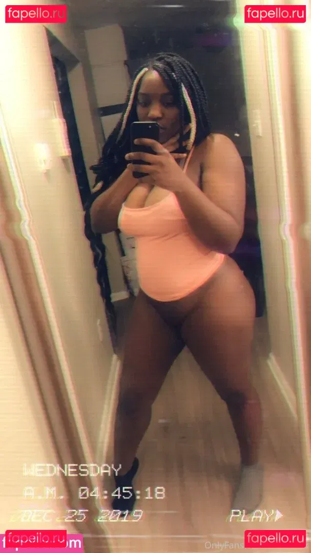 tomiko_1 Onlyfans Photo Gallery 