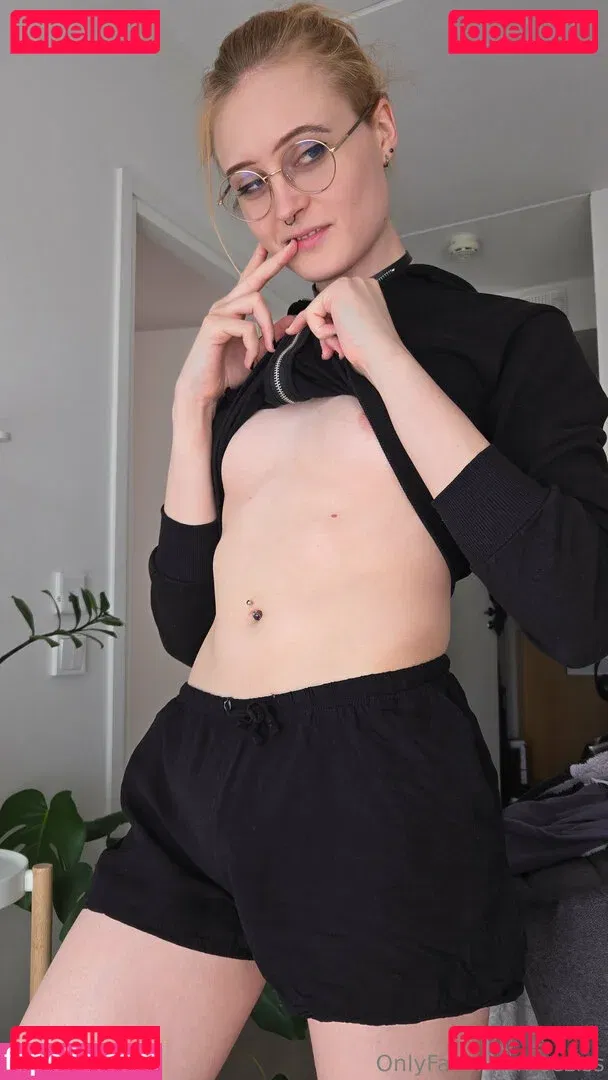 eeziss Onlyfans Photo Gallery 