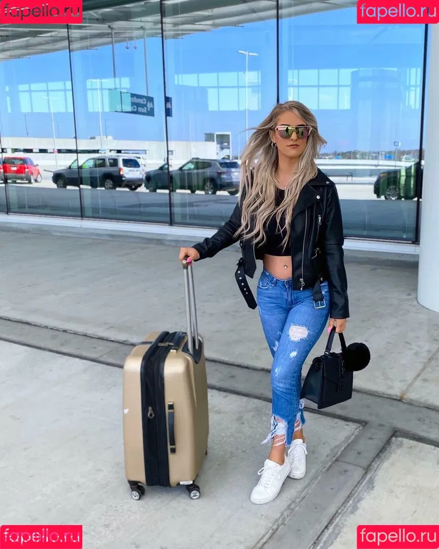 Cori Klein Onlyfans Photo Gallery 