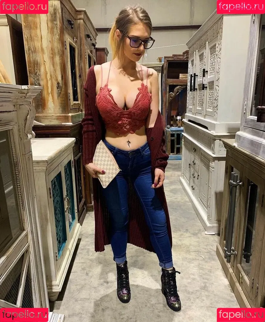 Cori Klein Onlyfans Photo Gallery 