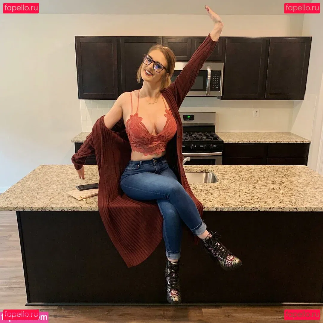 Cori Klein Onlyfans Photo Gallery 