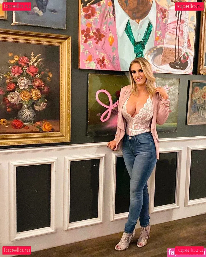 Cori Klein Onlyfans Photo Gallery 