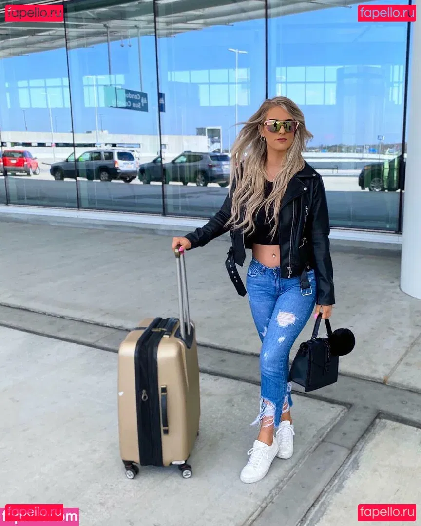 Cori Klein Onlyfans Photo Gallery 