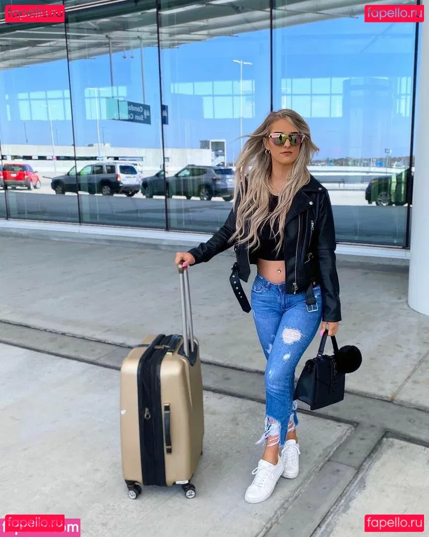 Cori Klein Onlyfans Photo Gallery 