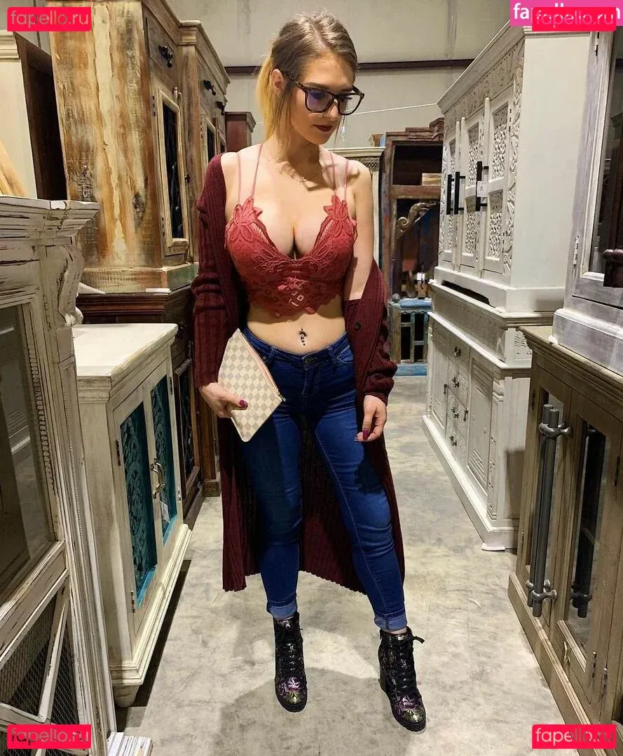 Cori Klein Onlyfans Photo Gallery 