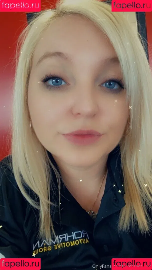 mommithiccc Onlyfans Photo Gallery 