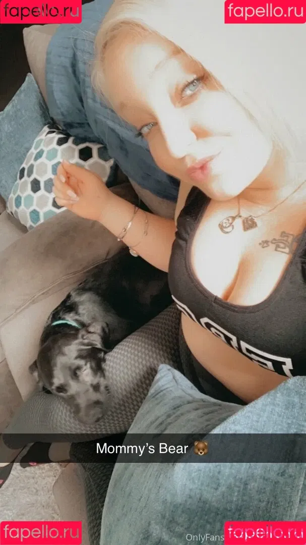 mommithiccc Onlyfans Photo Gallery 