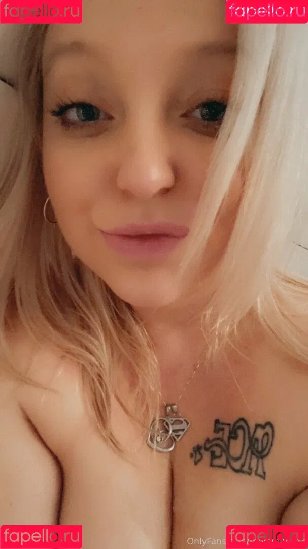 mommithiccc Onlyfans Photo Gallery 