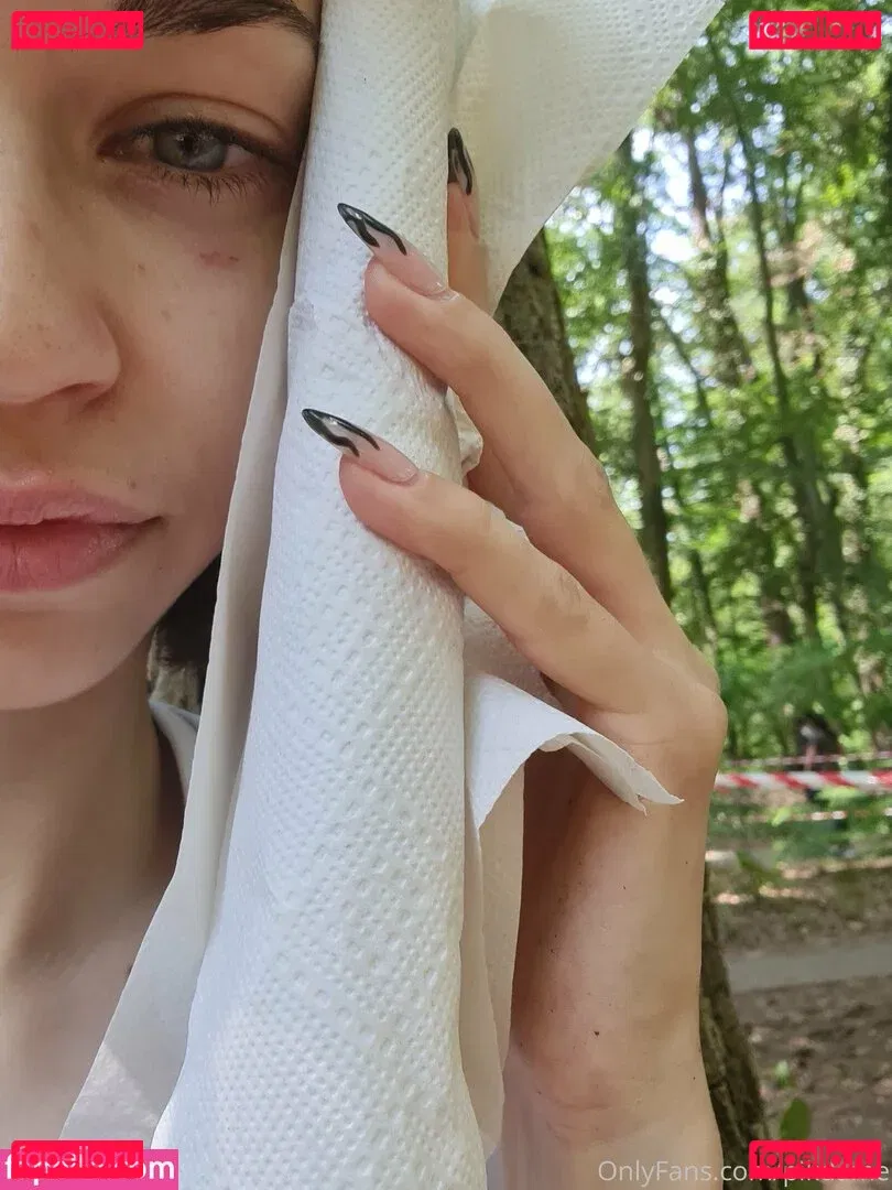 Pikdame Onlyfans Photo Gallery 